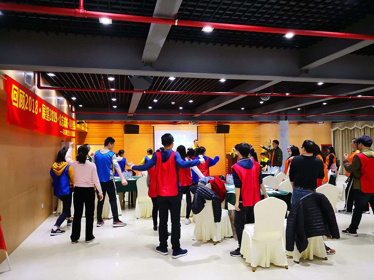 2018公司中层圣诞节拓展_拉斯维加斯游戏集团