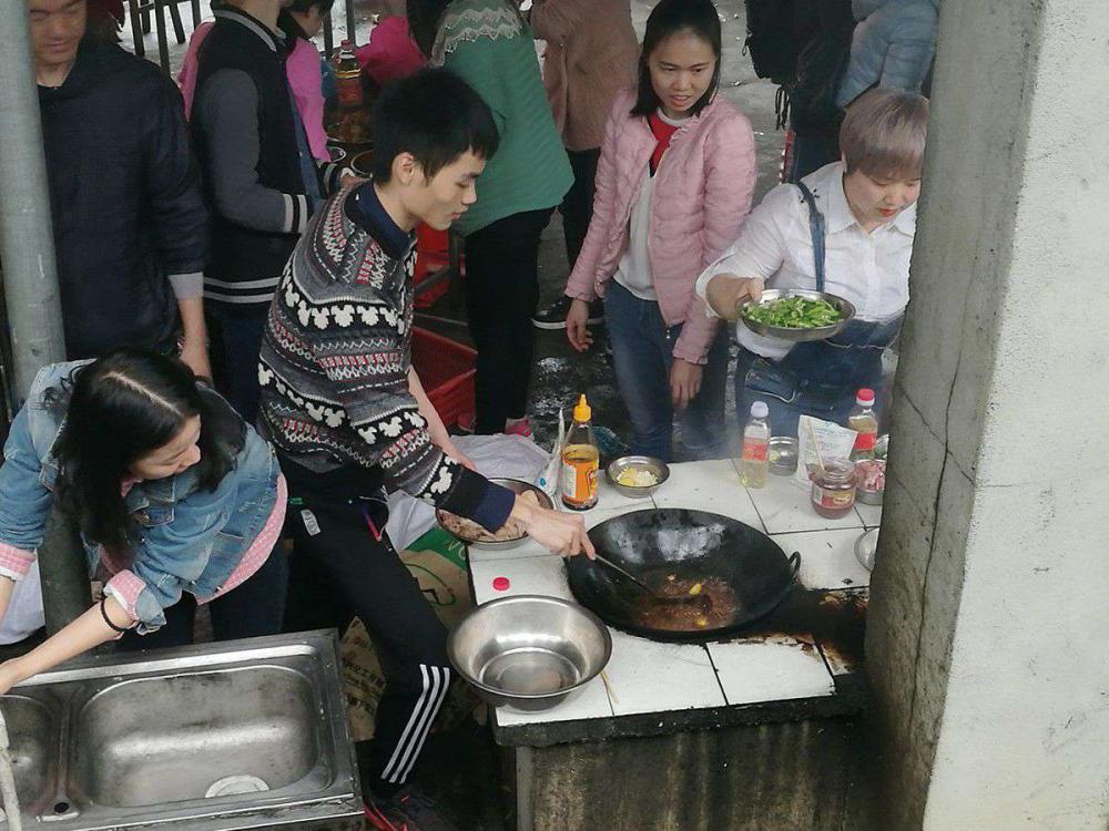 2016年外贸营业部分同事户外团建_拉斯维加斯游戏集团